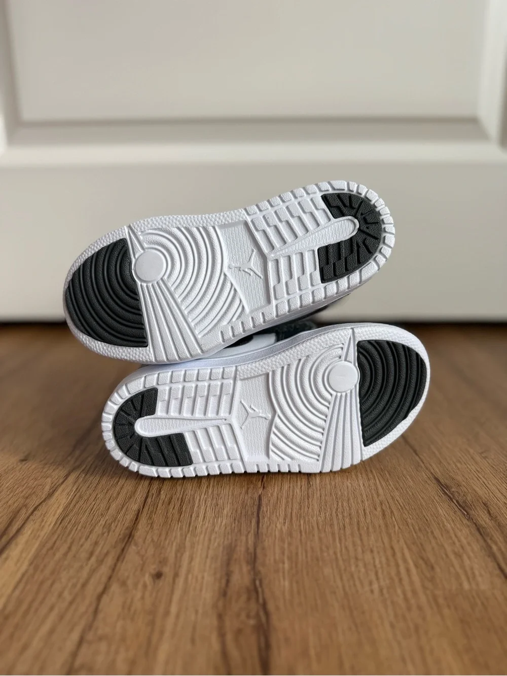 NIKE • size 11c • Kid’s Jordan 1 Low ALT PS White Black Iron Grey